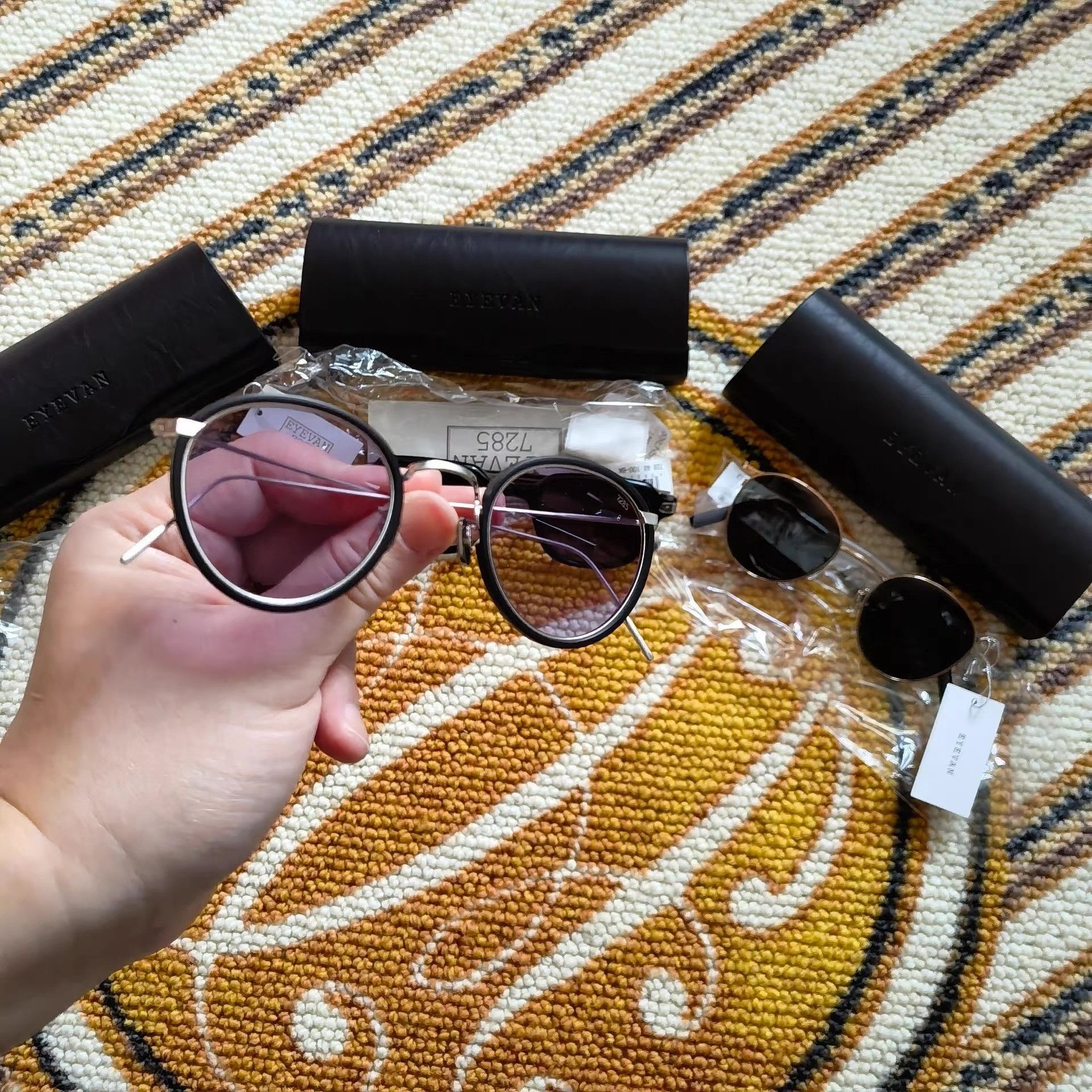 Eyevan 7285 Black Sunglasses with Case and Cleaning Cloth Size ONE SIZE - 2 Thumbnail