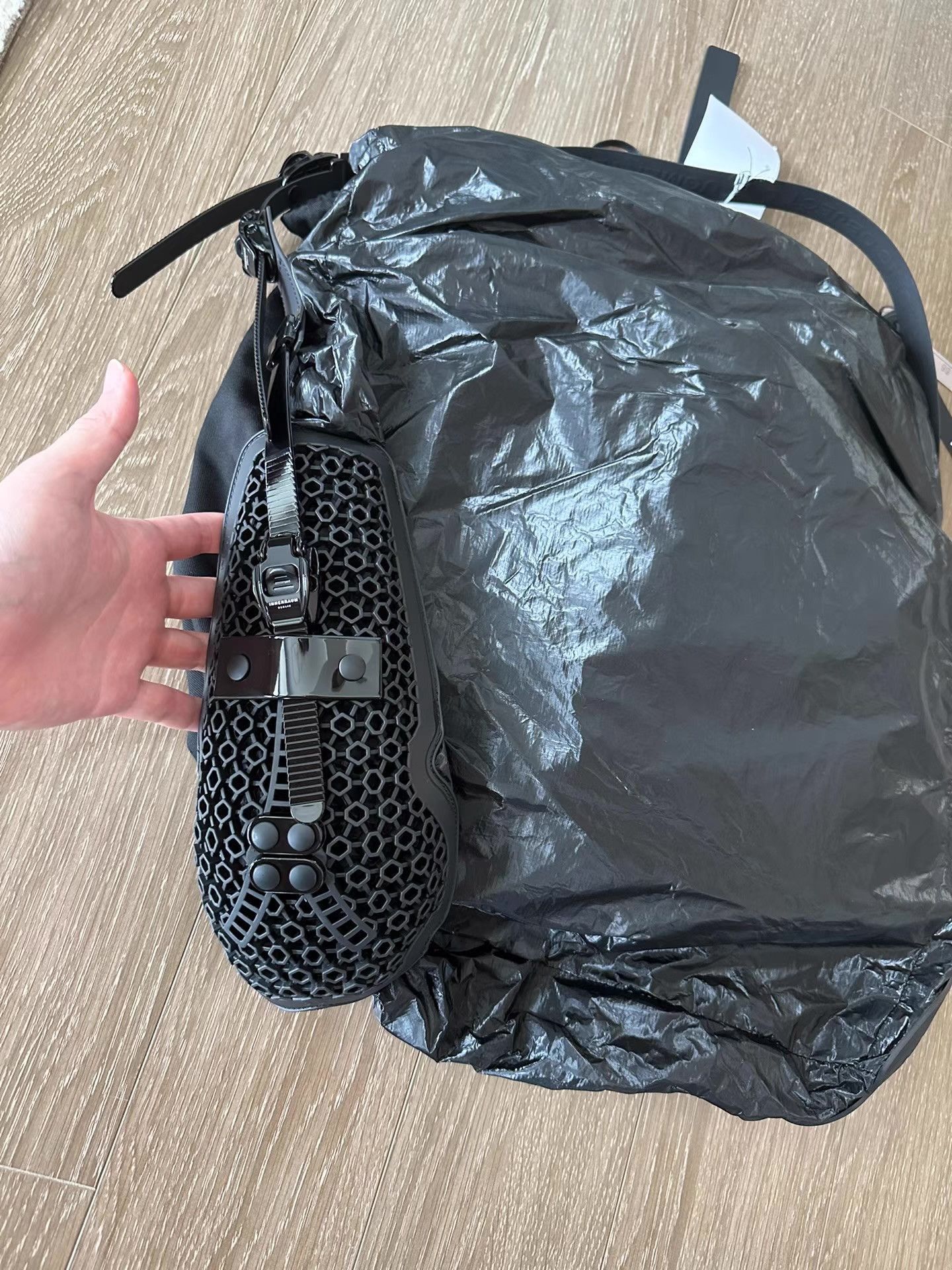 Innerraum Black Water-Resistant Backpack with Adjustable Straps Size ONE SIZE - 2 Thumbnail