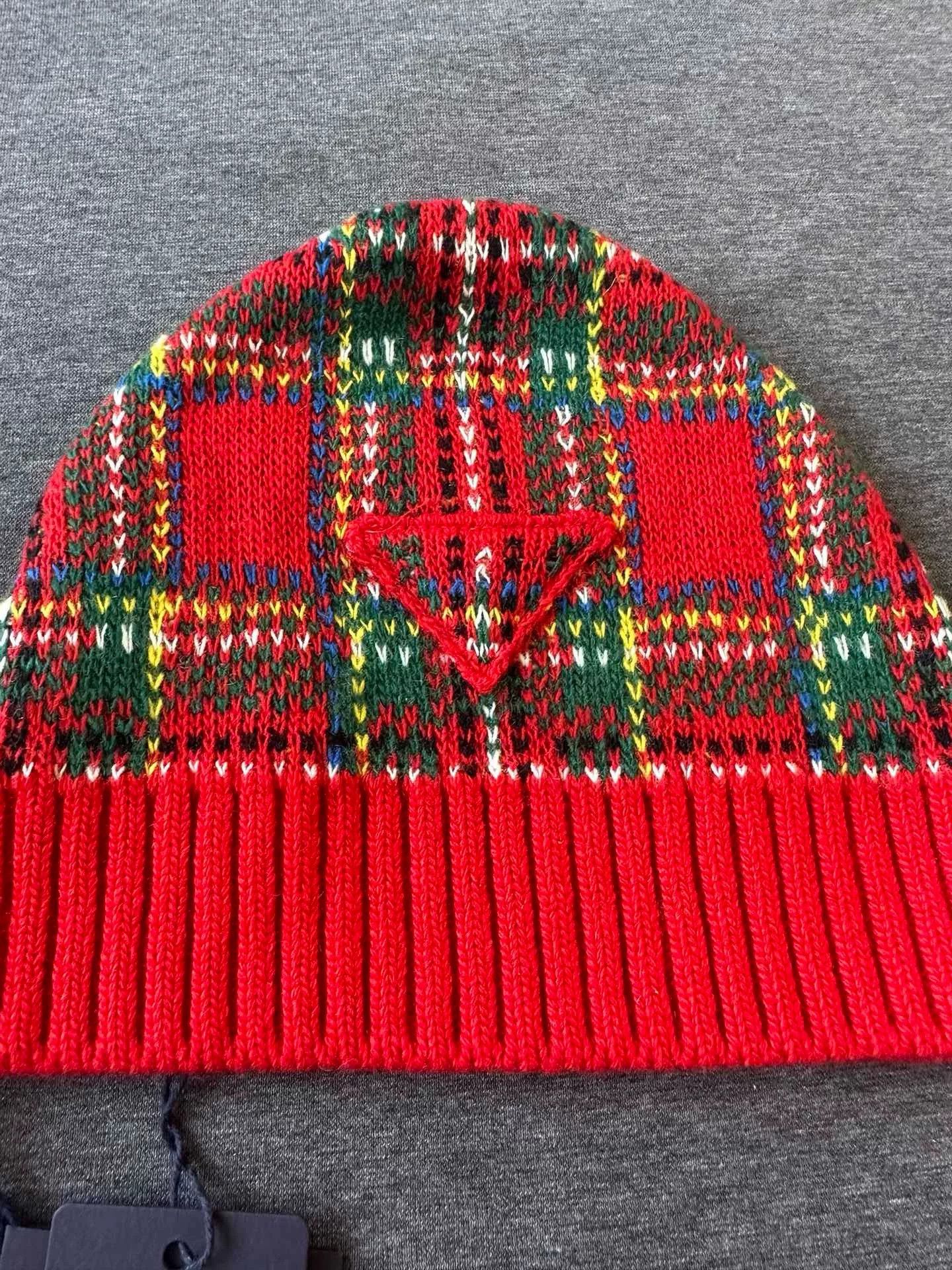 Prada Prada Red Plaid Wool Hat Size ONE SIZE - 9 Thumbnail
