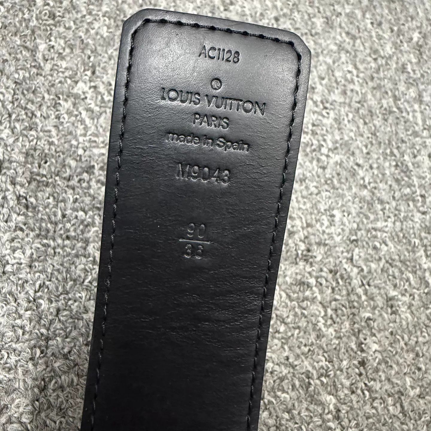Louis Vuitton Black Leather Belt with Silver Buckle Size ONE SIZE - 5 Thumbnail
