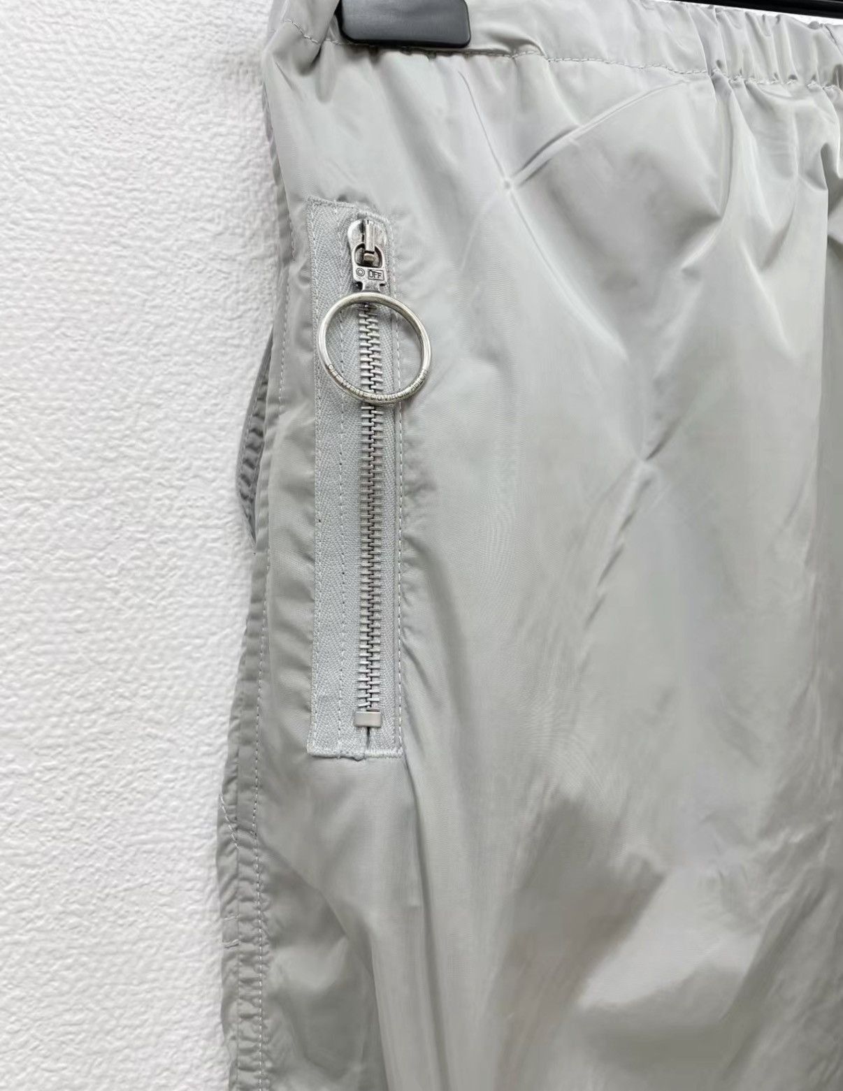 Off-White Gray Cargo Pants with Utility Pockets Size US 32 / EU 48 - 7 Thumbnail