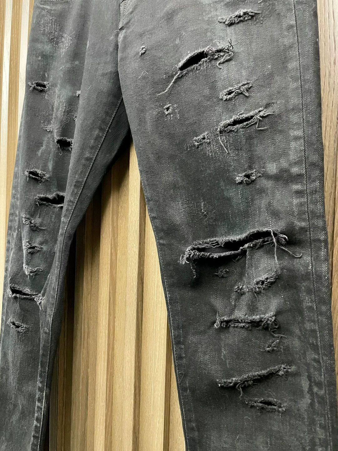 Saint Laurent Paris Distressed Black Denim Pants Size US 32 / EU 48 - 2 Thumbnail