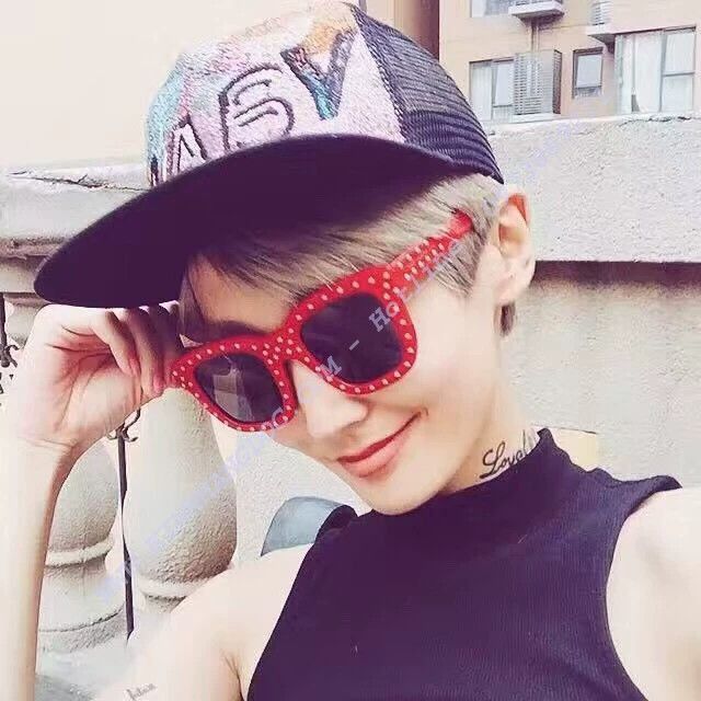 Saint Laurent Paris Red Studded Square Sunglasses Size ONE SIZE - 3 Thumbnail