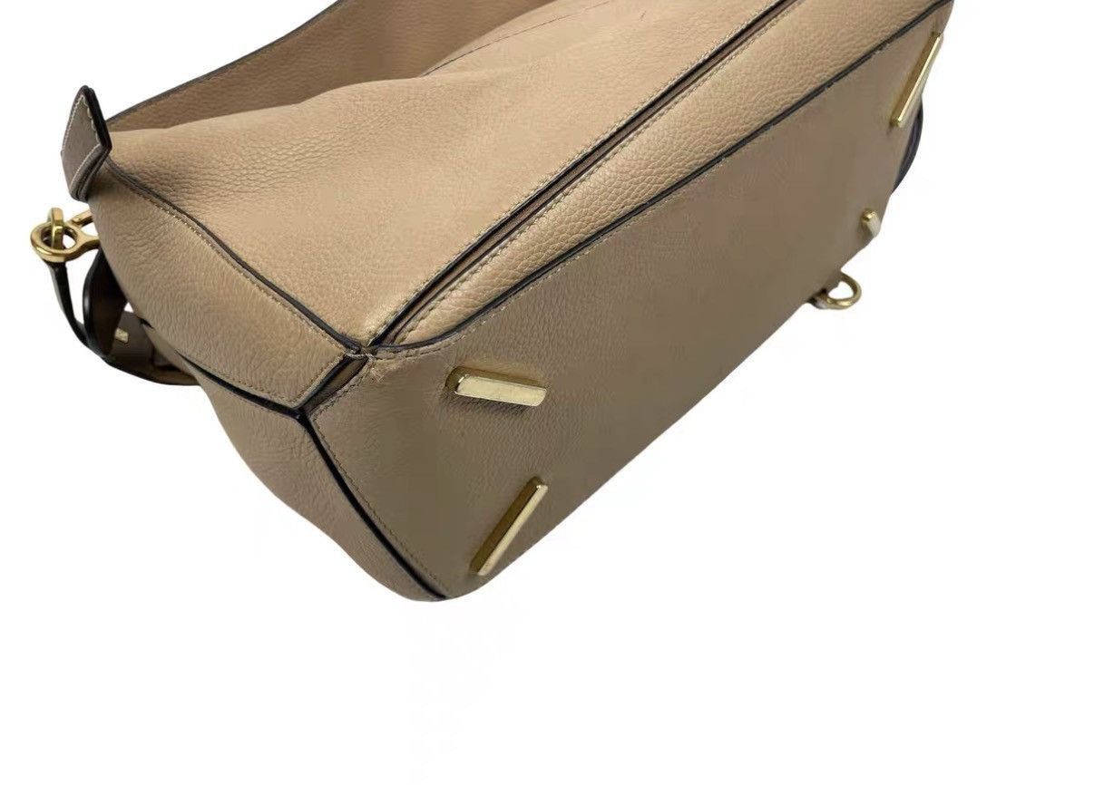 Loewe Beige Structured Leather Crossbody Bag Size ONE SIZE - 4 Thumbnail