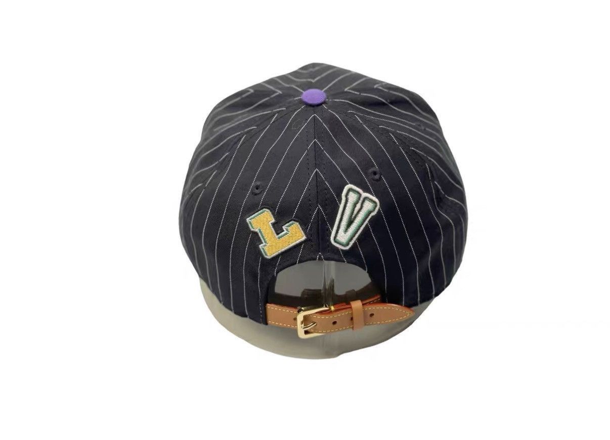 Louis Vuitton Gray Striped Snapback Hat with Purple Brim Size ONE SIZE - 3 Thumbnail