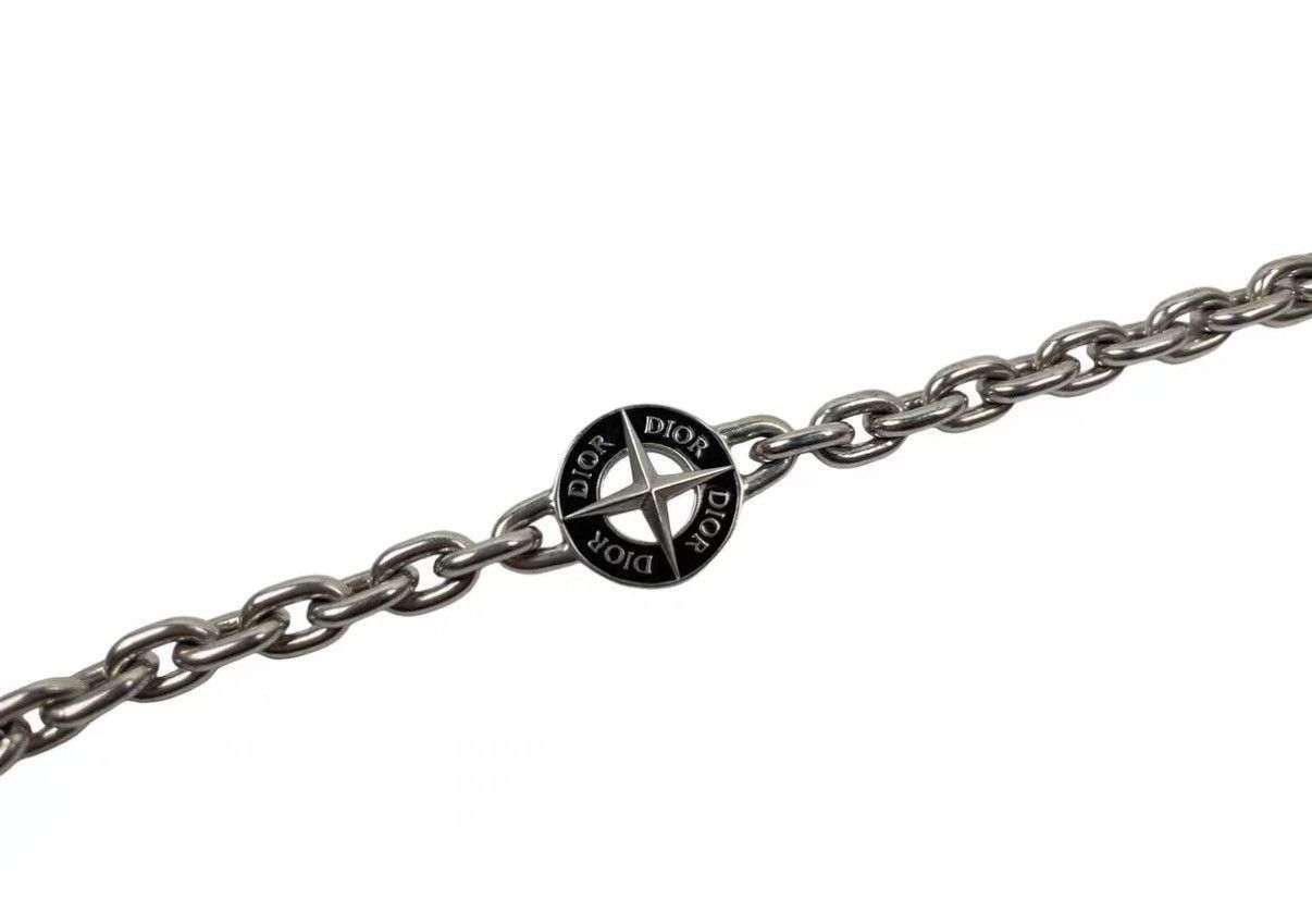 Dior Silver Chain Bracelet with Circular Charm Size ONE SIZE - 3 Thumbnail