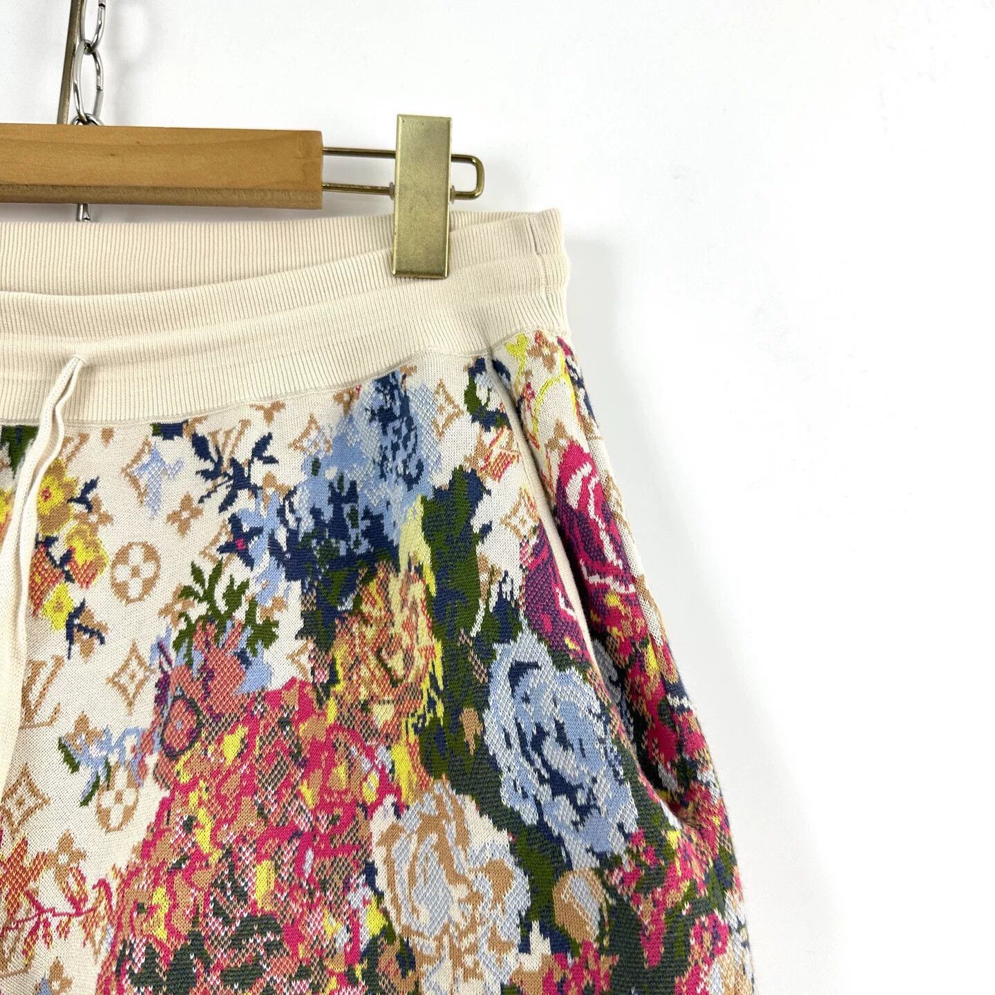 Louis Vuitton Louis Vuitton Floral Print Knit Shorts Size 32" / US 10 / IT 46 - 4 Thumbnail