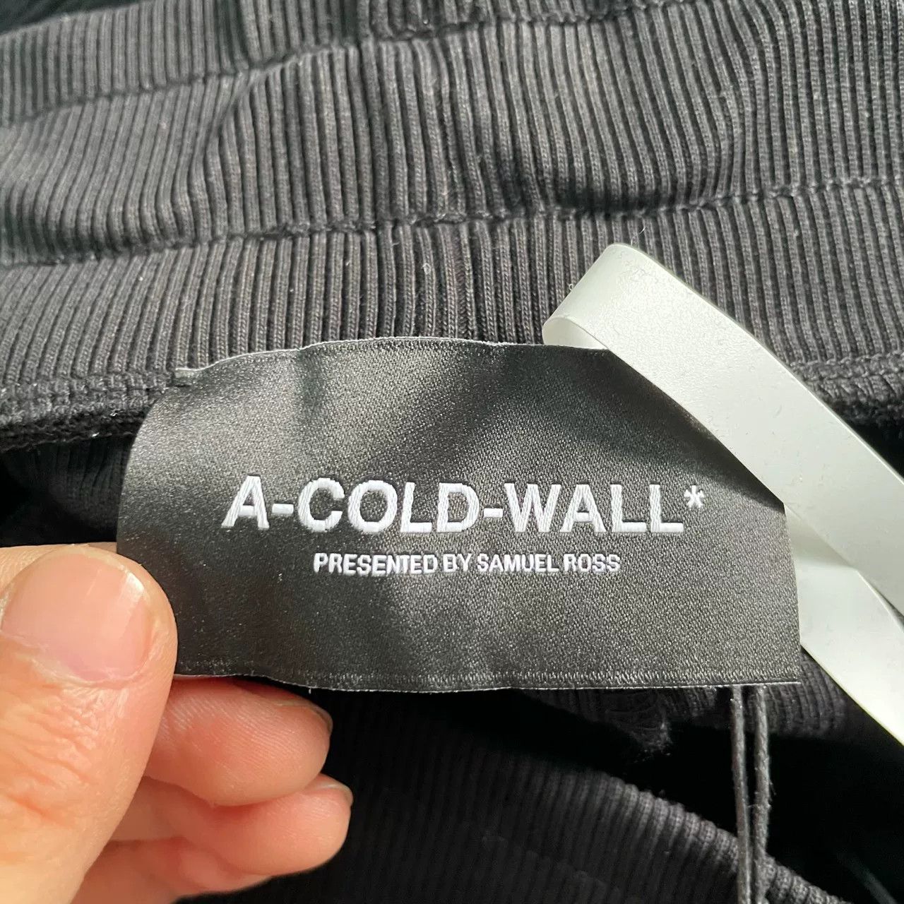 A-COLD-WALL* A-COLD-WALL ACW Stripe Logo Pants Size US 32 / EU 48 - 4 Thumbnail