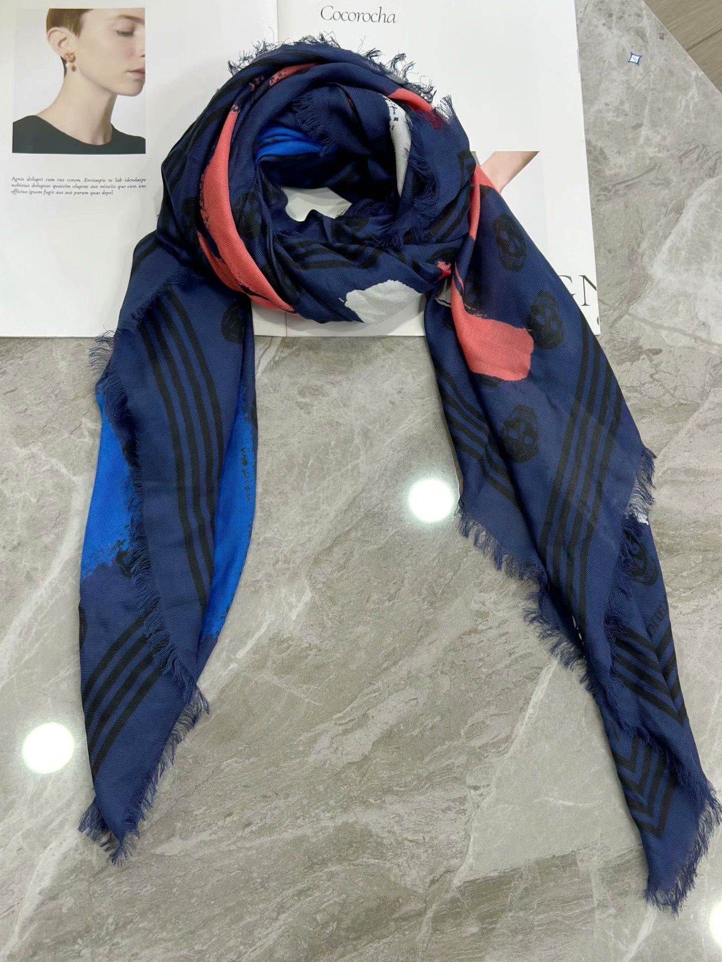 Alexander McQueen Alexander McQueen Skull Print Scarf Size ONE SIZE - 3 Thumbnail