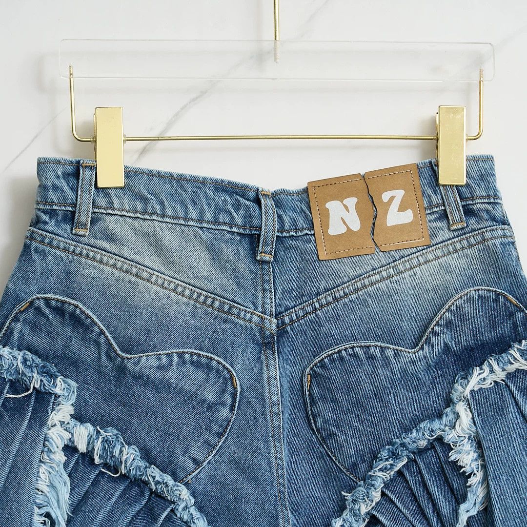 Natasha Zinko Natasha Zinko Women's Fringe Denim Shorts Size 32" / US 10 / IT 46 - 4 Thumbnail