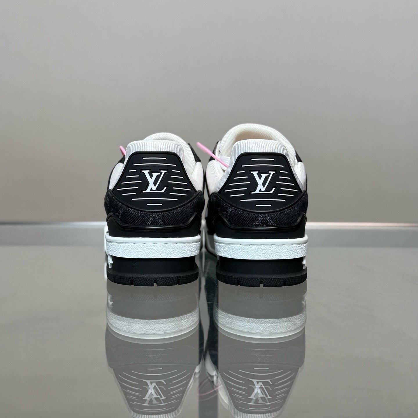 Louis Vuitton Louis Vuitton LV Trainer Denim Size US 5.5 / IT 35.5 - 4 Thumbnail