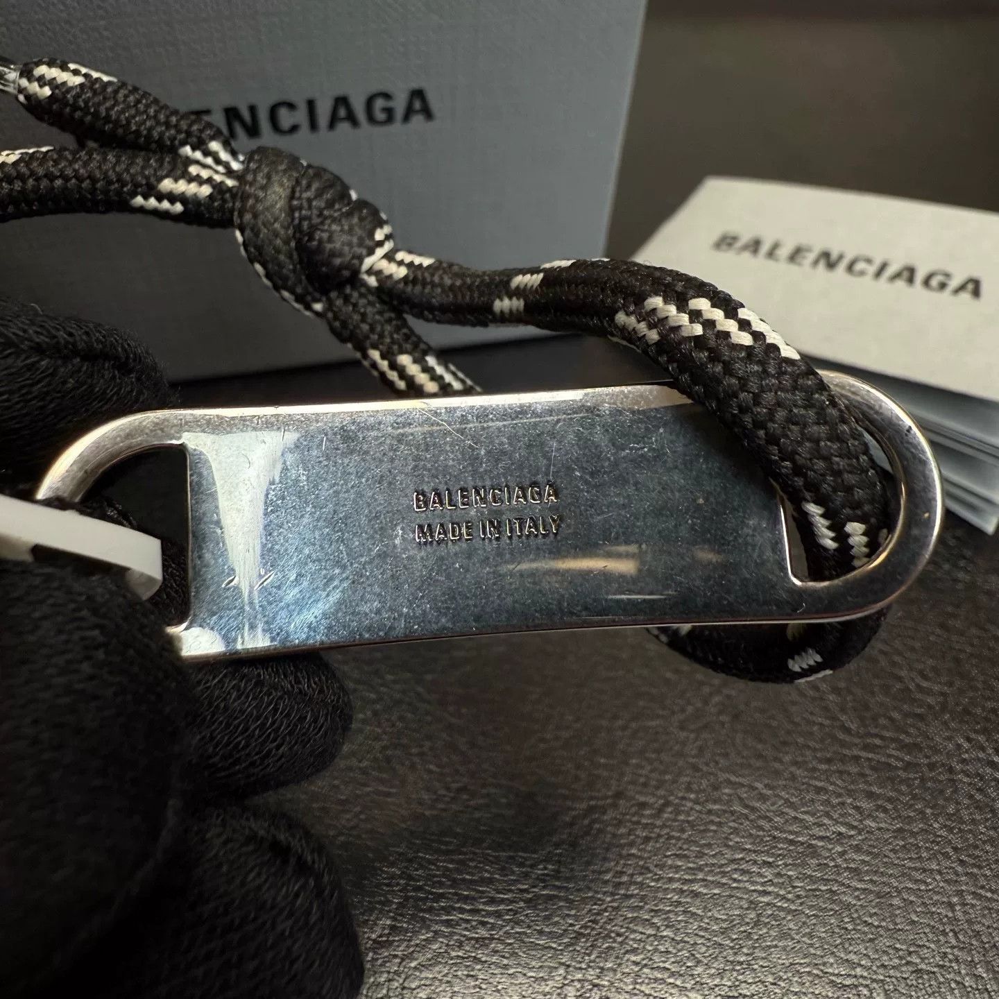 Balenciaga Balenciaga Hand Rope Bracelet Size ONE SIZE - 3 Thumbnail