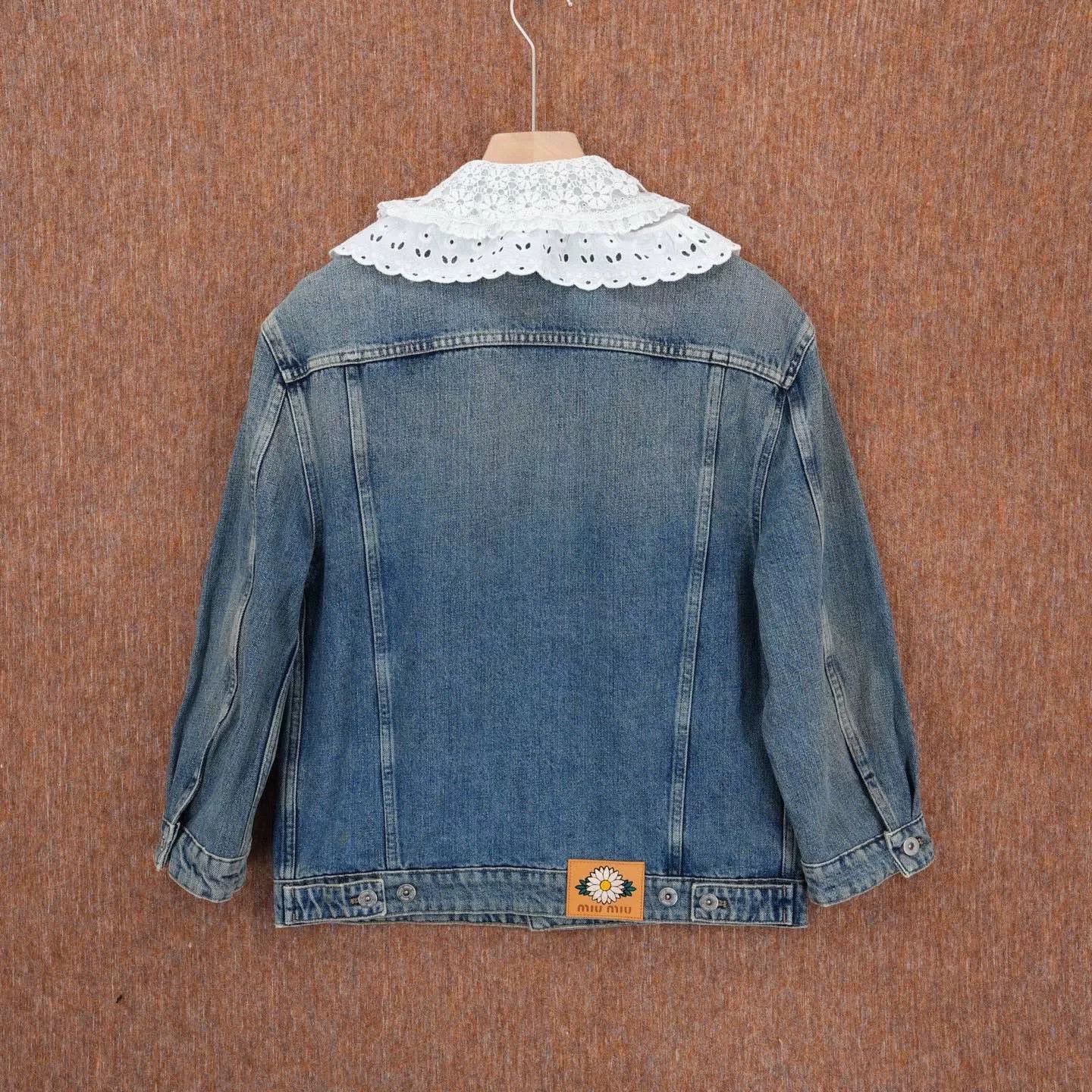 Miu Miu Miumiu Denim Jacket with Removable Lace Collar Size XS / US 0-2 / IT 36-38 - 2 Thumbnail