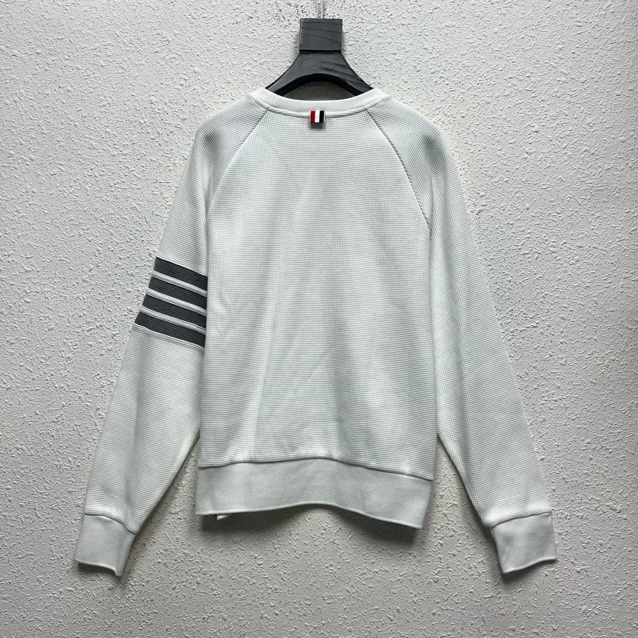 Thom Browne Thom Browne Waffle Knit Gray Print Sweatshirt Size US L / EU 52-54 / 3 - 2 Thumbnail
