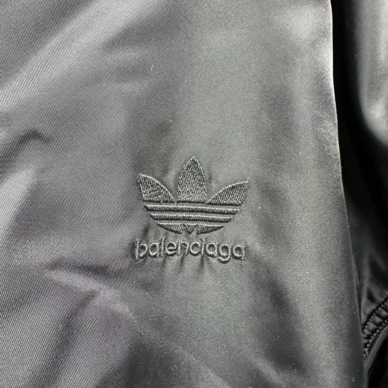 Balenciaga Balenciaga x Adidas Bomber Jacket Size US L / EU 52-54 / 3 - 7 Thumbnail
