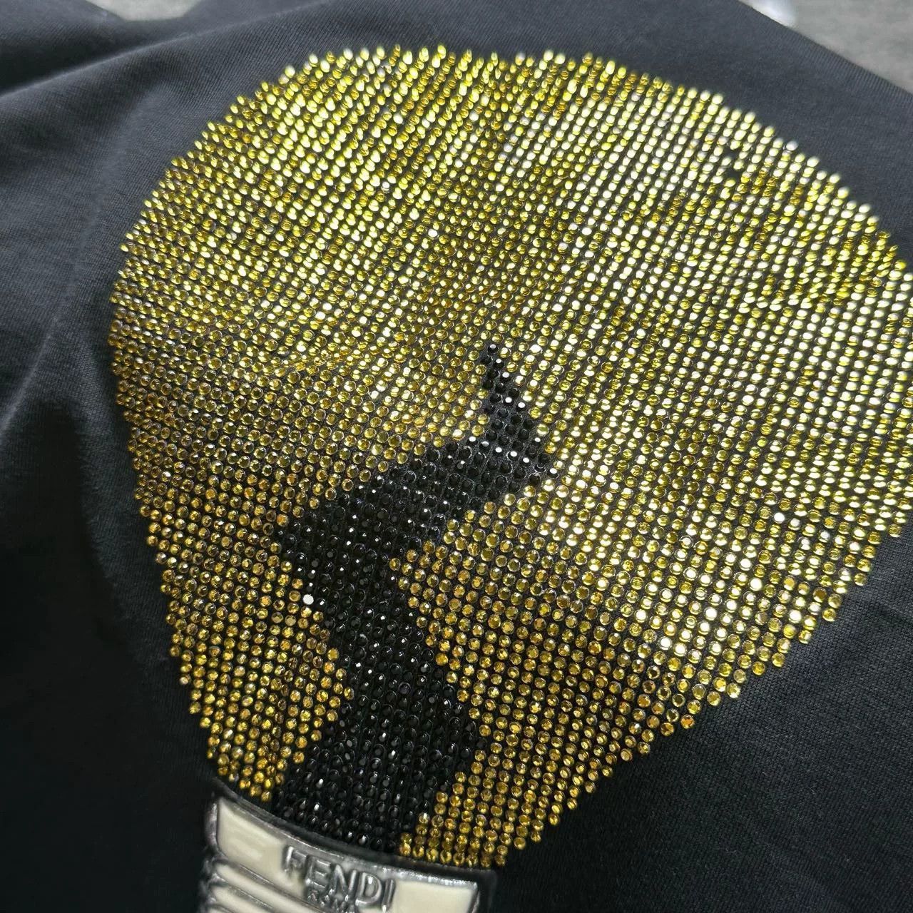 Fendi FENDI Black Sequin Bulb Short Sleeve Size US S / EU 44-46 / 1 - 5 Thumbnail