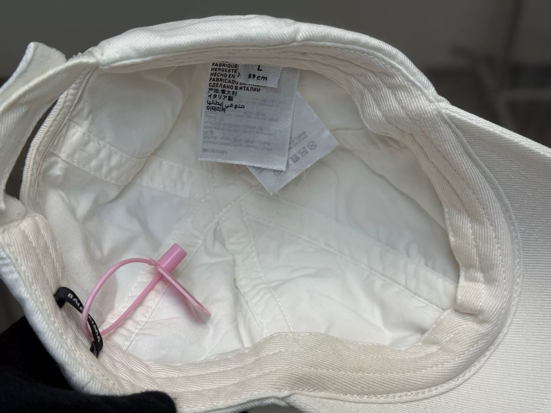 Balenciaga Balenciaga Year of Tiger Embroidered Logo Cap Size ONE SIZE - 2 Thumbnail