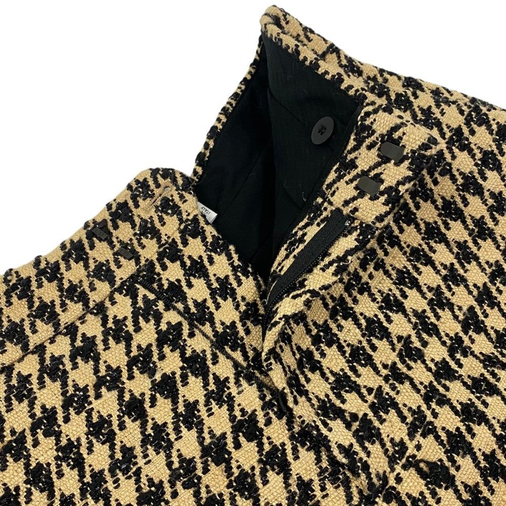 Dior Dior Christian Dior Houndstooth Tweed Shorts Textile Shorts 021P10A7722 DUTY FREE for USA Size ONE SIZE - 3 Thumbnail