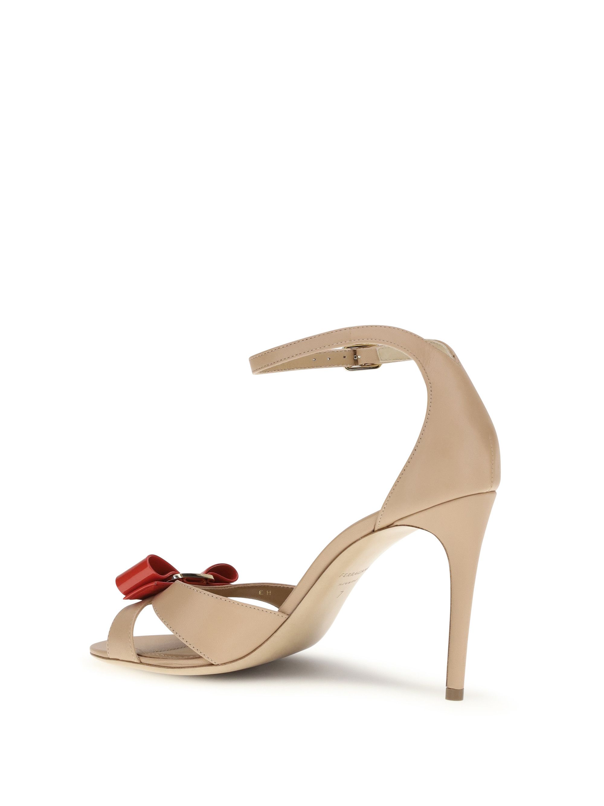 Salvatore Ferragamo Vara Bow Sandals Size US 9.5 / IT 39.5 - 3 Thumbnail