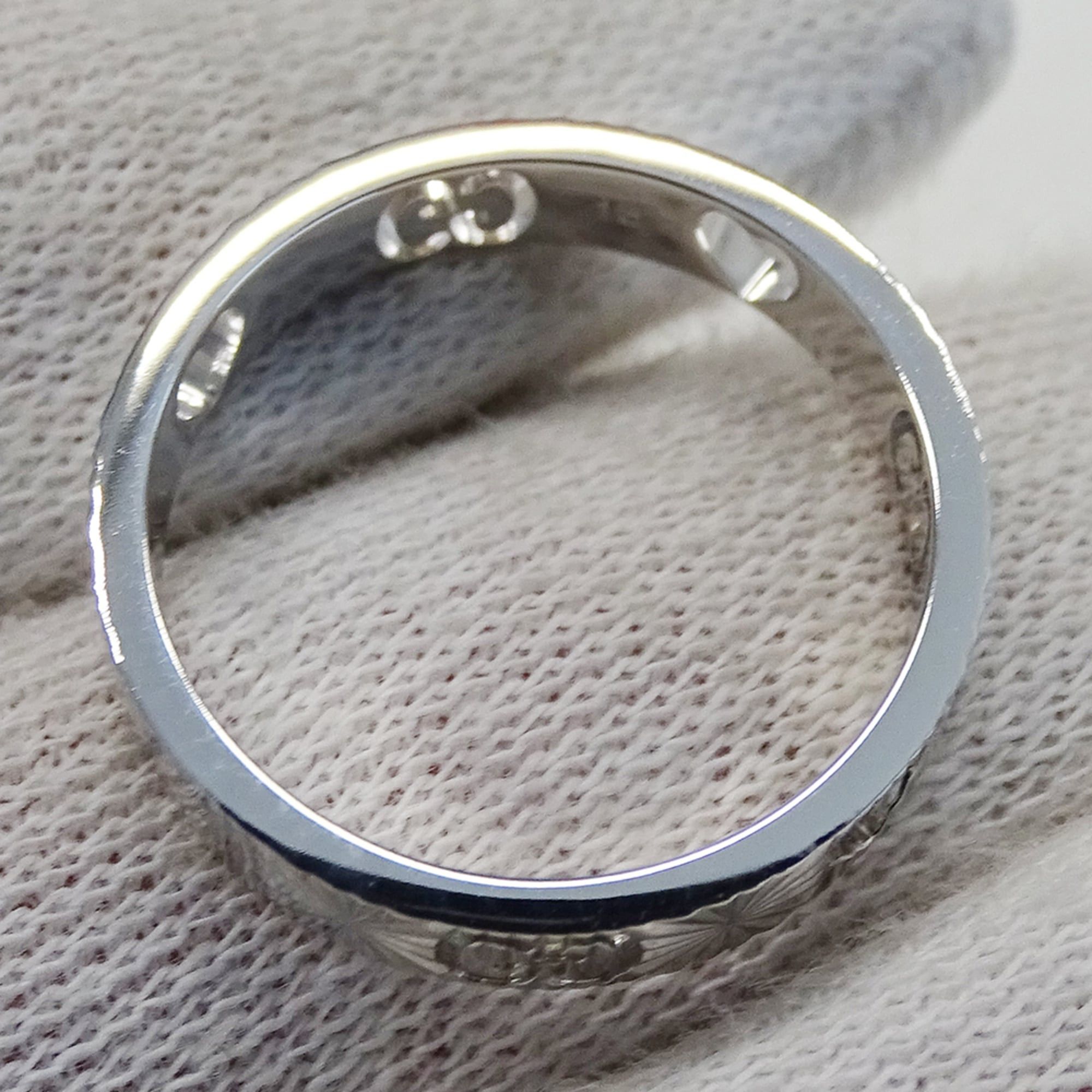 Gucci Gucci ring for women, brand name ring, 750WG Icon Heart, white gold, size #15 (approx. 1 inch), jewelry. Size ONE SIZE - 12 Thumbnail
