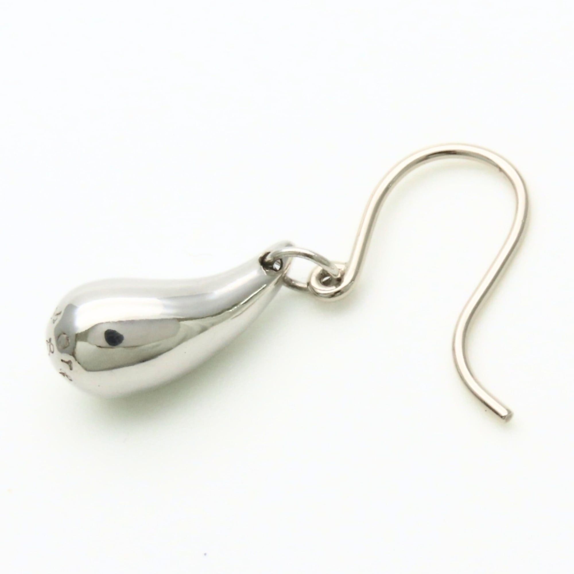 Tiffany & Co. Tiffany & Co. Teardrop Earrings, Sterling Silver 925, Hook Elsa Peretti Design, Women's. Size ONE SIZE - 6 Thumbnail