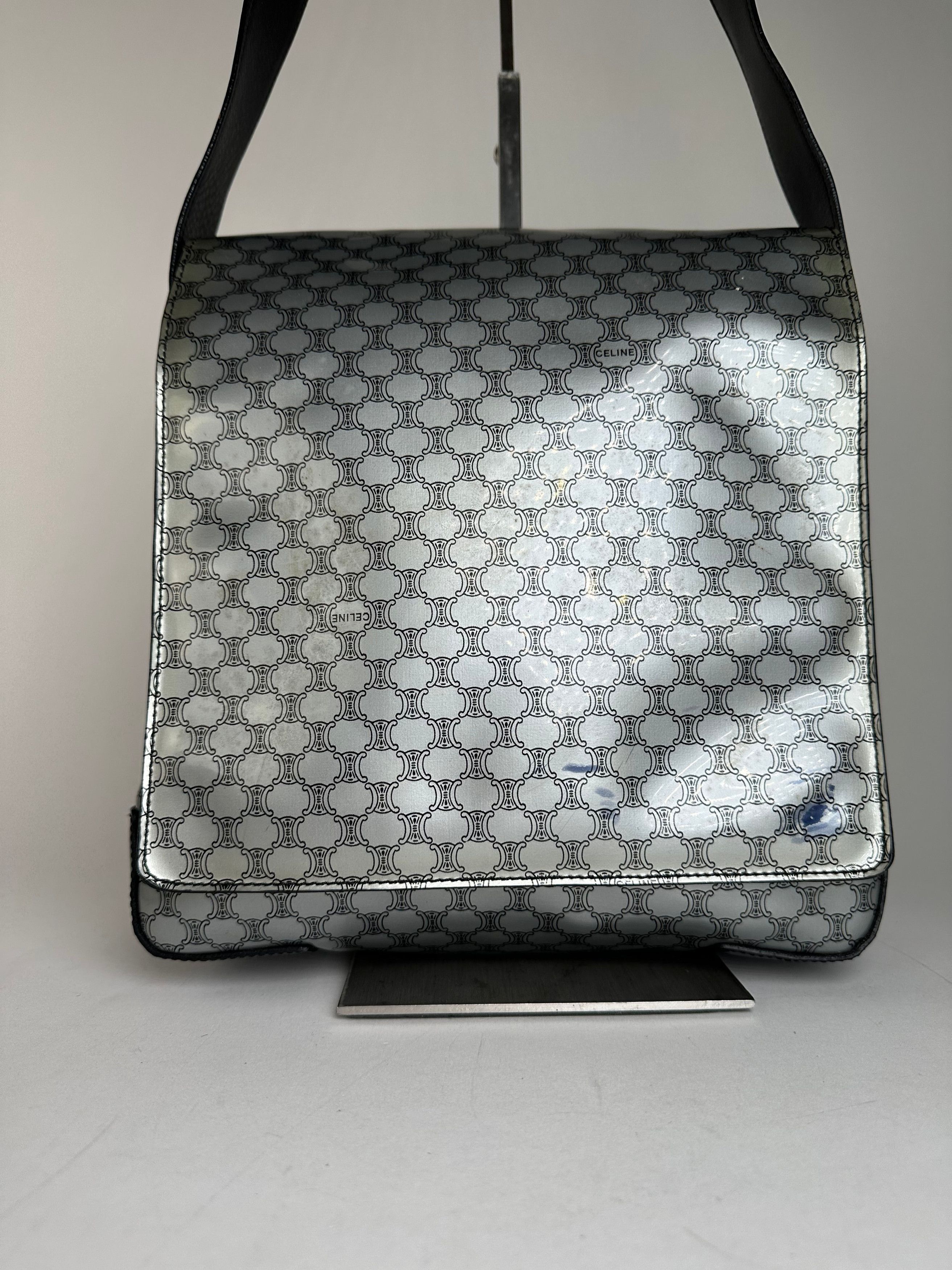 Celine Vintage Paris Triomphe Monogram Patent Leather Shoulder Bag Size ONE SIZE - 12 Thumbnail