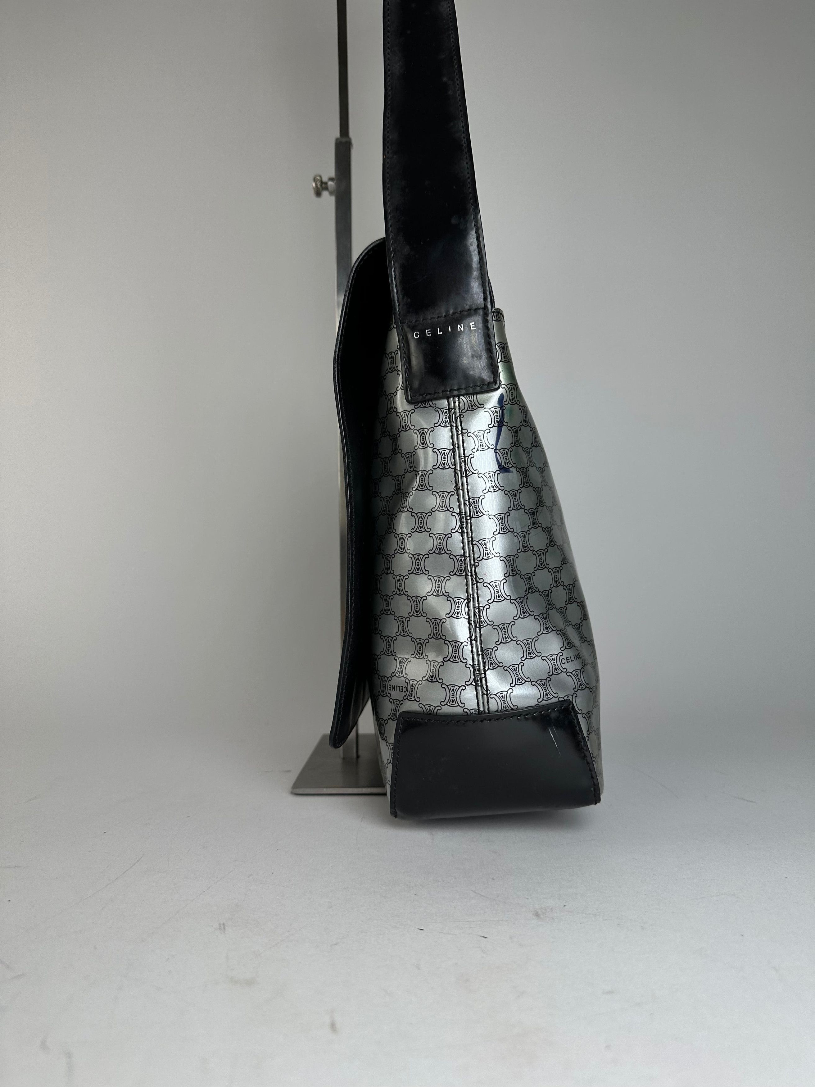 Celine Vintage Paris Triomphe Monogram Patent Leather Shoulder Bag Size ONE SIZE - 3 Thumbnail