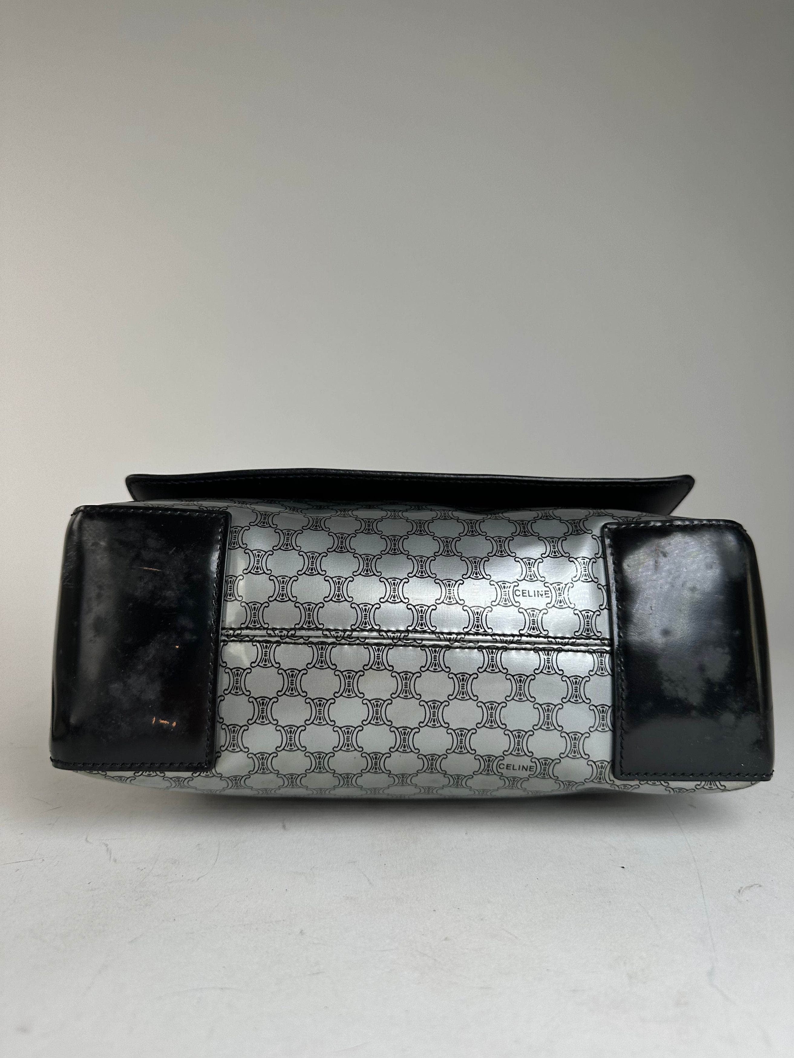 Celine Vintage Paris Triomphe Monogram Patent Leather Shoulder Bag Size ONE SIZE - 8 Thumbnail