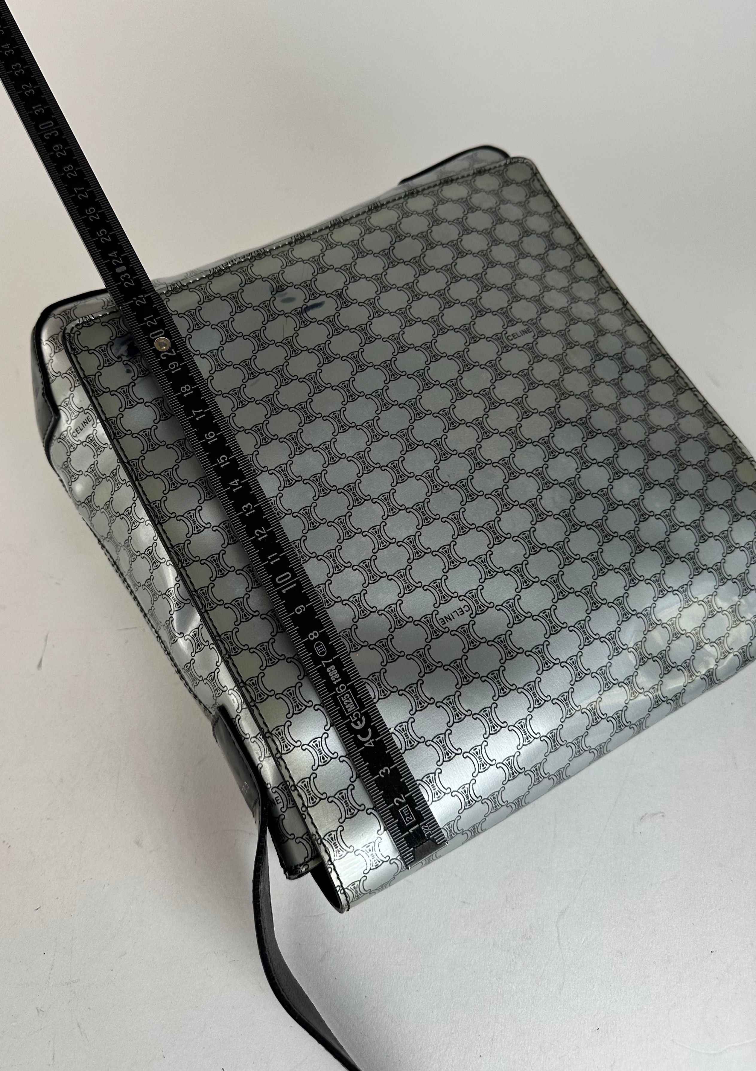 Celine Vintage Paris Triomphe Monogram Patent Leather Shoulder Bag Size ONE SIZE - 13 Thumbnail