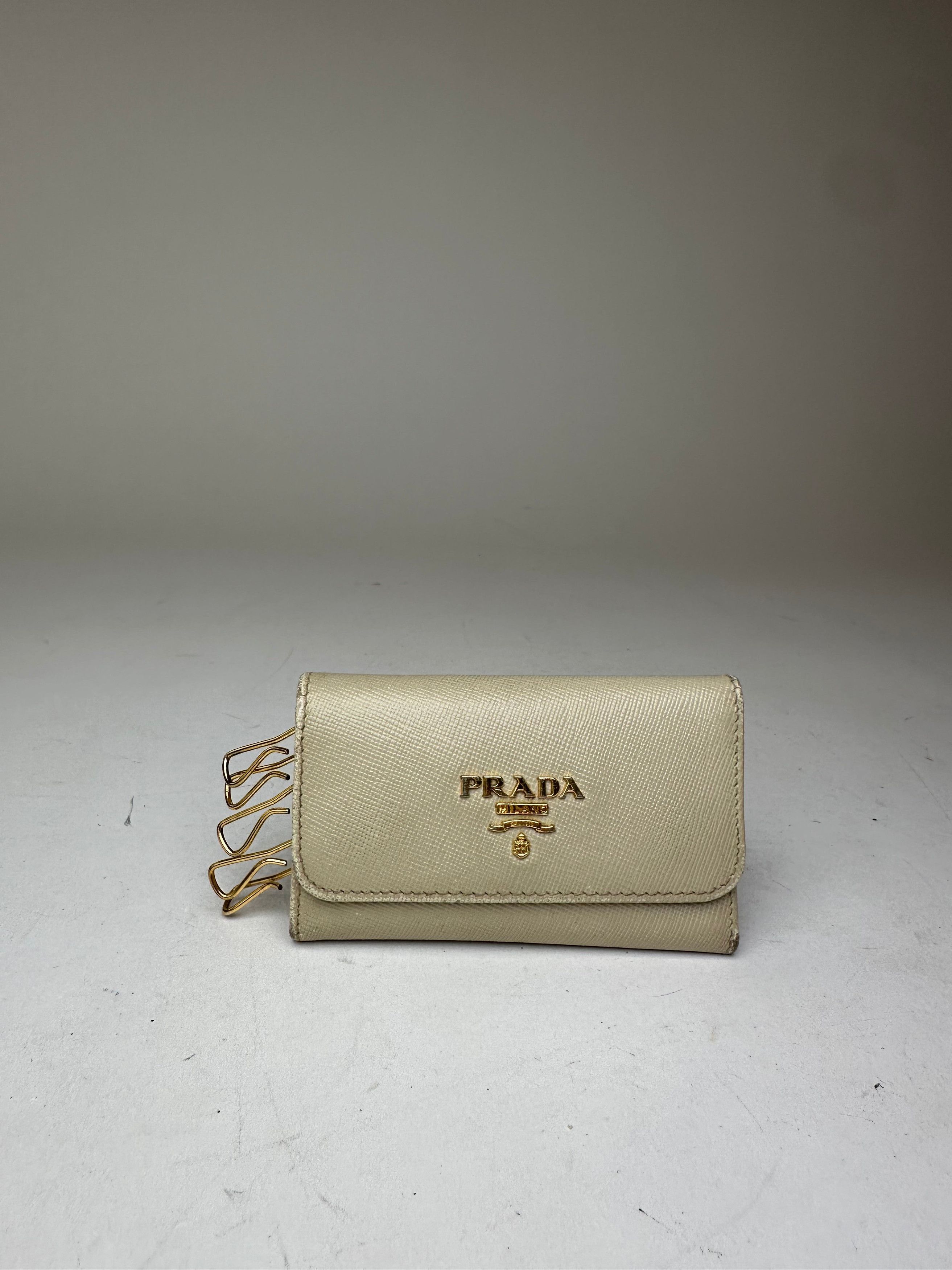 Prada Vintage Leather Card / Key Holder White Size ONE SIZE - 11 Thumbnail