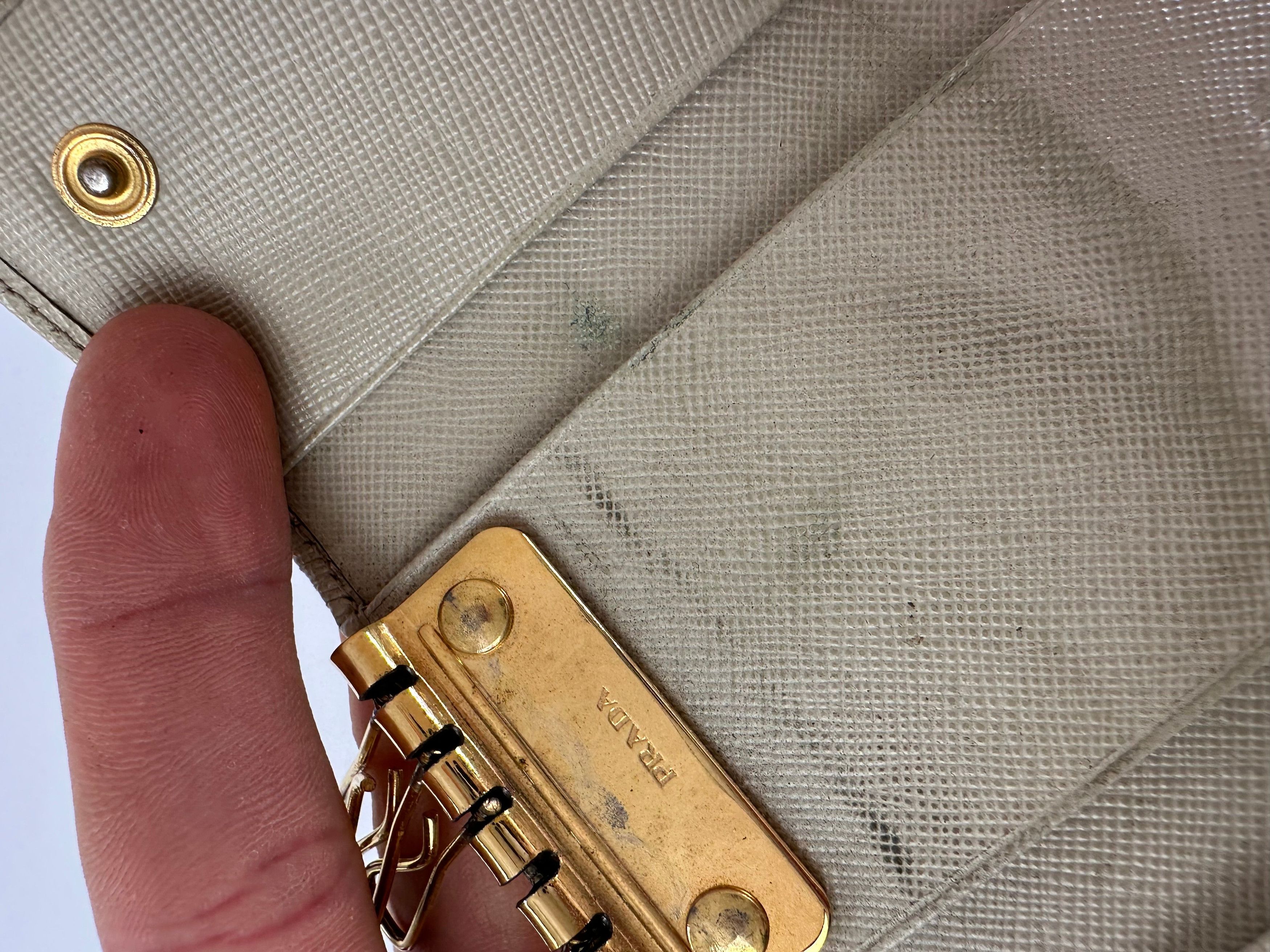 Prada Vintage Leather Card / Key Holder White Size ONE SIZE - 6 Thumbnail