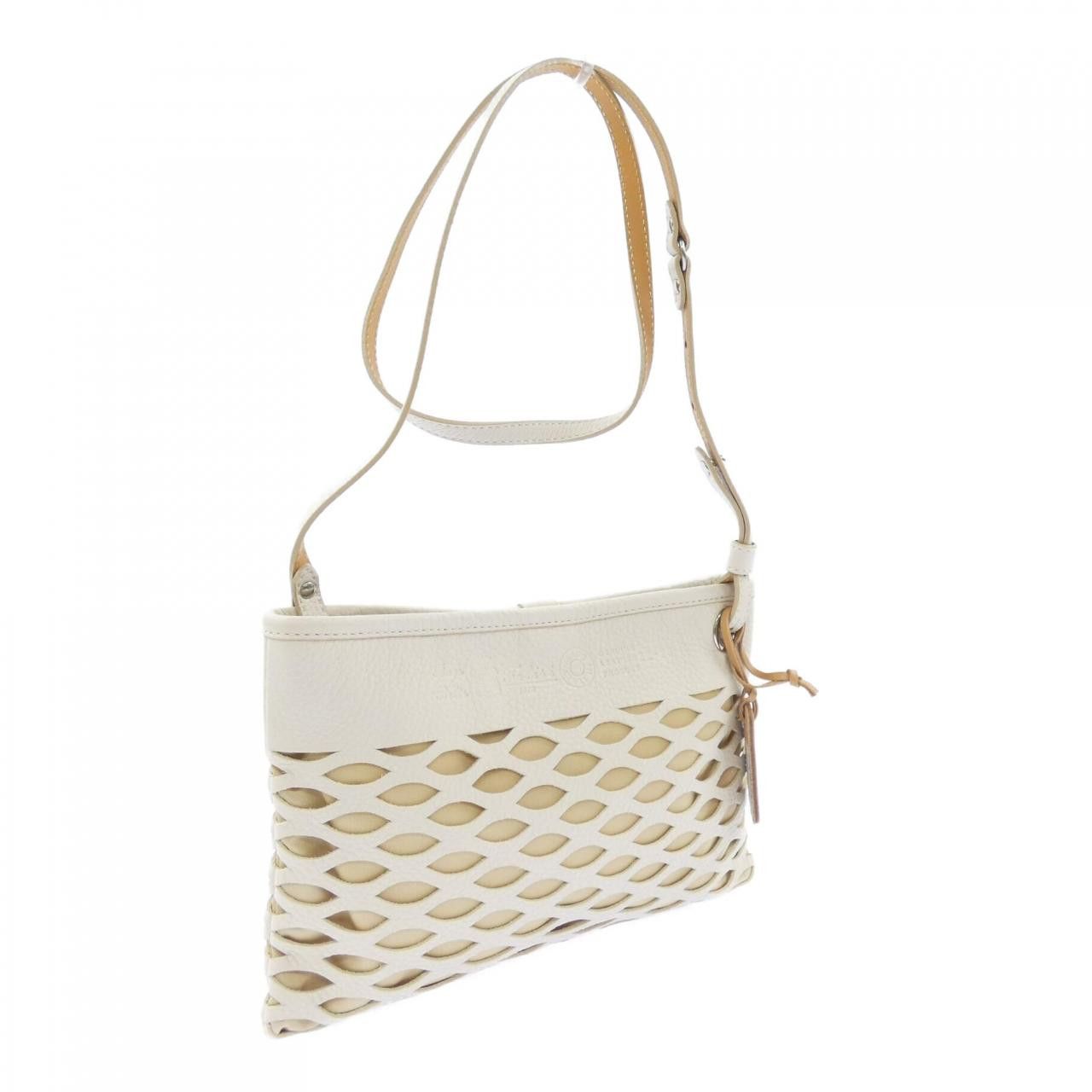 Other Other Felisi 22-26 Clutch Bag Others Handbag 22-26 DUTY FREE for USA Size ONE SIZE - 2 Thumbnail
