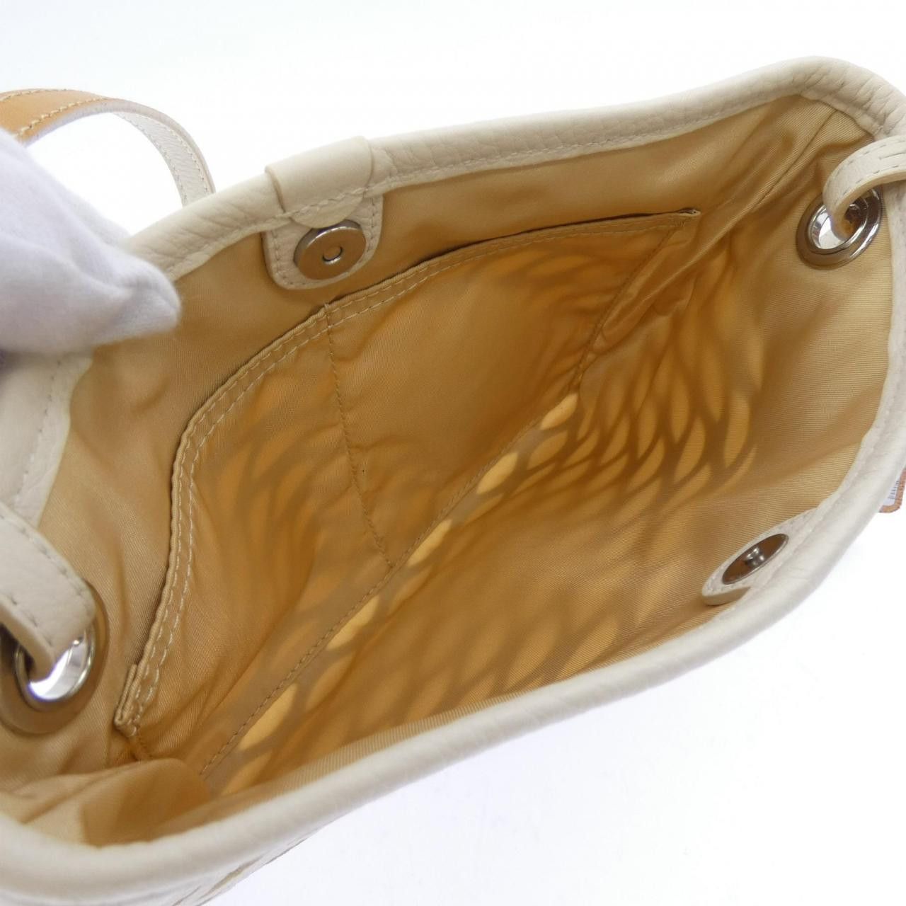 Other Other Felisi 22-26 Clutch Bag Others Handbag 22-26 DUTY FREE for USA Size ONE SIZE - 6 Thumbnail