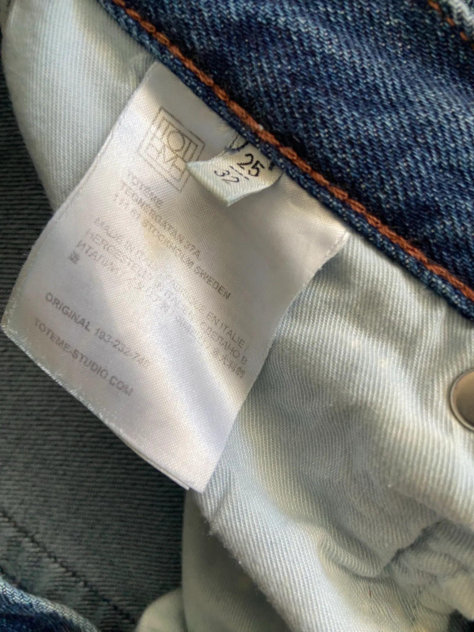 Toteme Toteme Original Jeans Size 25" / US 0 / IT 36 - 2 Thumbnail
