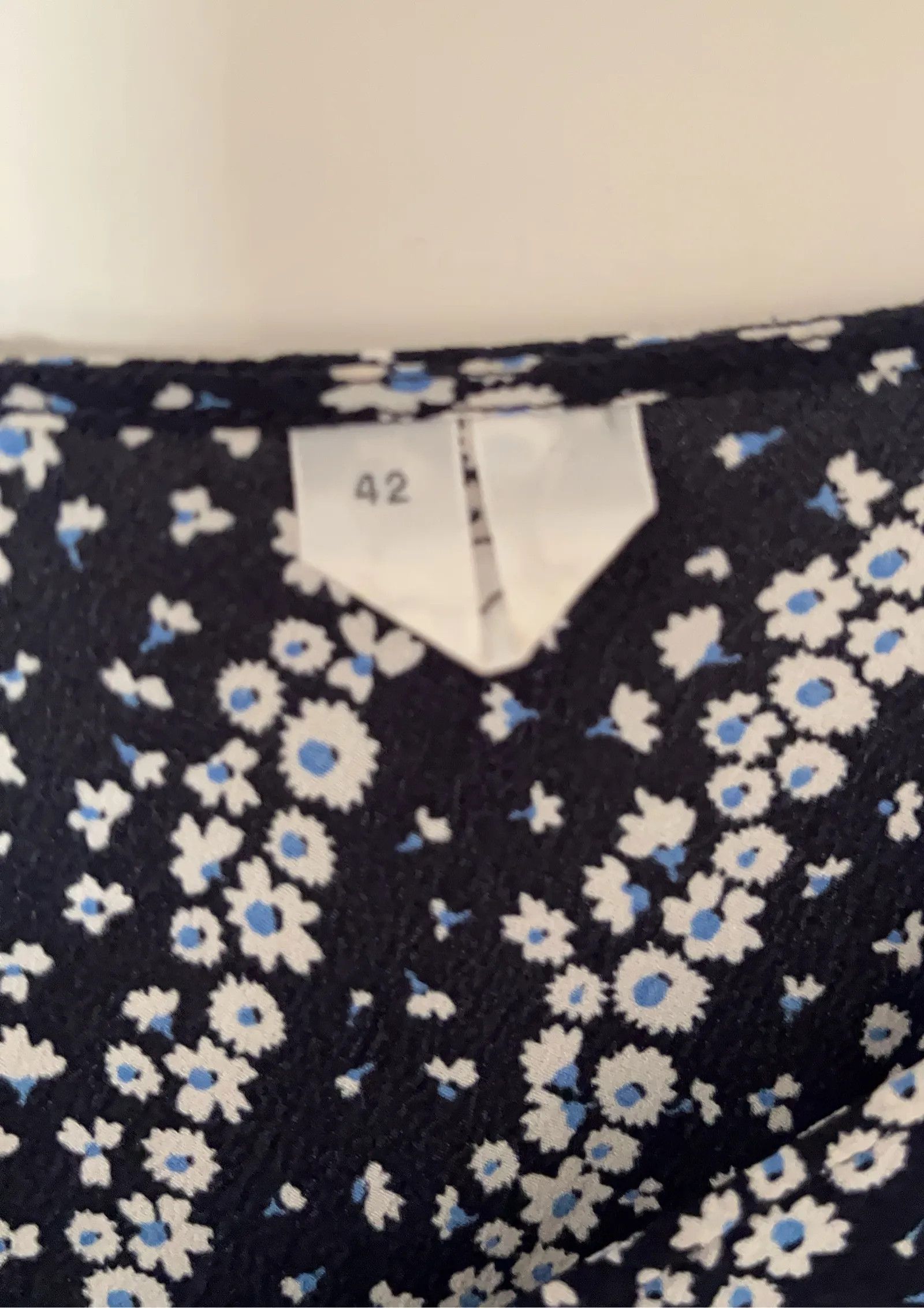 Arket Arket Blouse Size M / US 6-8 / IT 42-44 - 2 Thumbnail