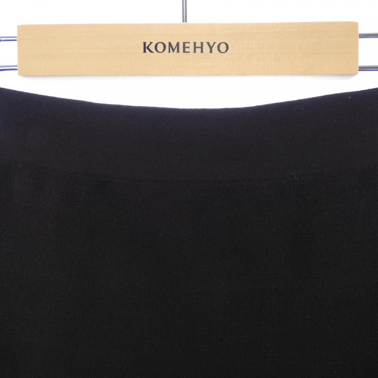 Fendi Fendi Fendi Skirt Others Skirts FZQ709ANER DUTY FREE for USA Size ONE SIZE - 6 Thumbnail