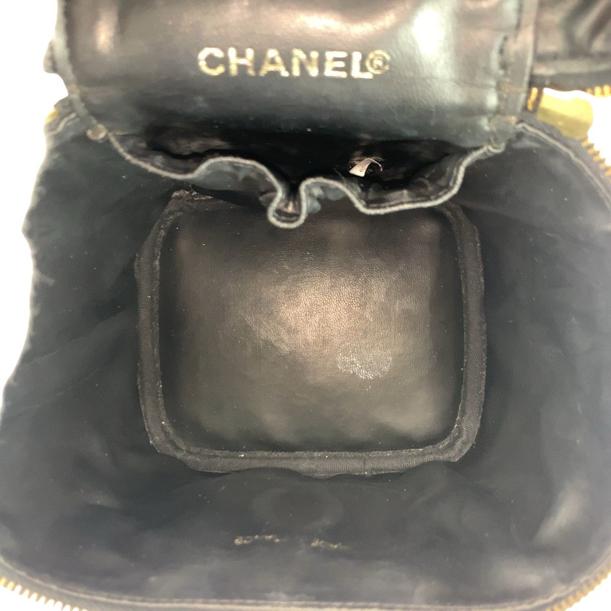Chanel Chanel Chanel Coco Mark Caviar Skin Vanity Bag Leather Vanity Bag DUTY FREE for USA Size ONE SIZE - 8 Thumbnail