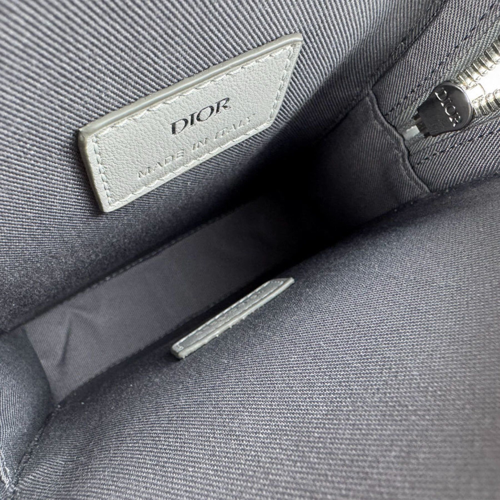 Dior Christian Dior CD Diamond Hit The Road Vertical Shoulder Bag/Handbag/Pouch, Leather, Gray, Men's (z9102) Size ONE SIZE - 5 Thumbnail