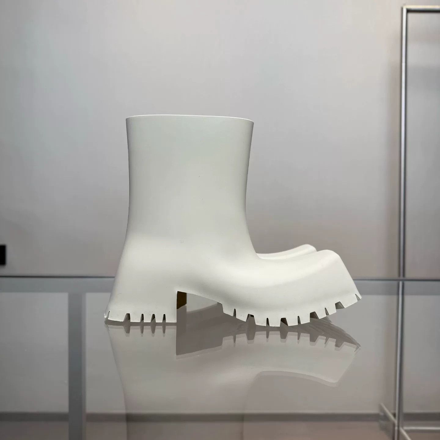 Balenciaga Balenciaga Trooper Beige Square-Toe Ankle Boots Size US 6 / IT 36 - 3 Thumbnail