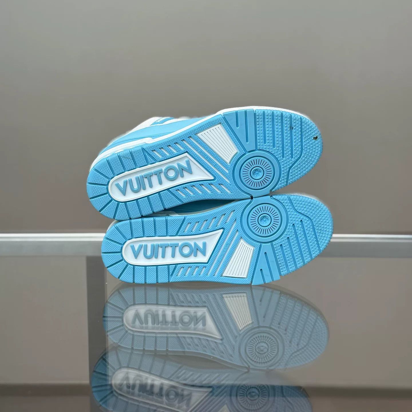 Louis Vuitton Louis Vuitton LV Trainer 2024 Size US 6 / IT 36 - 7 Thumbnail