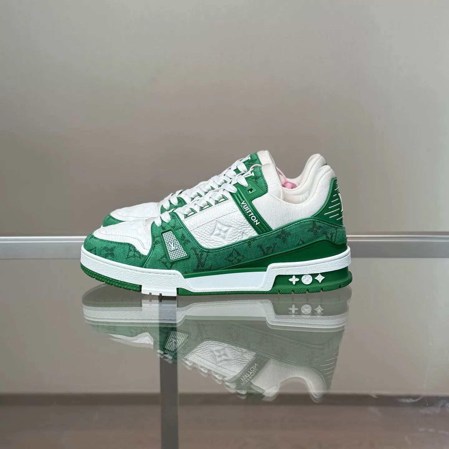 Louis Vuitton Louis Vuitton Trainer White Green Denim Size US 8.5 / EU 41-42 - 3 Thumbnail