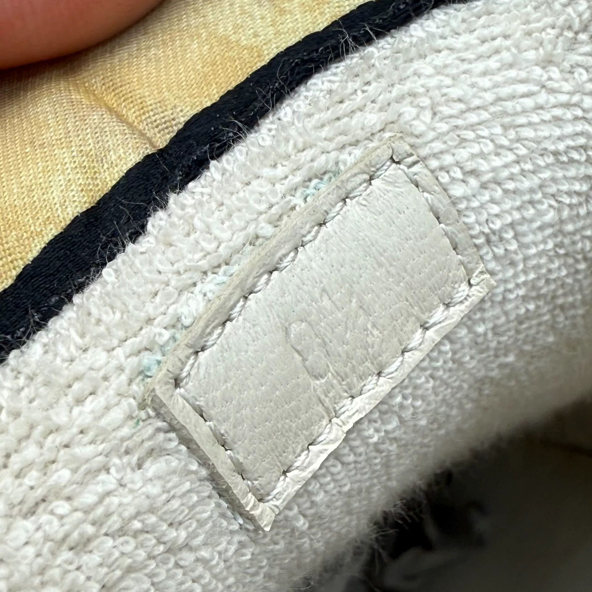 Gucci Gucci Screener Distressed Sneakers Size US 10.5 / EU 43-44 - 7 Thumbnail