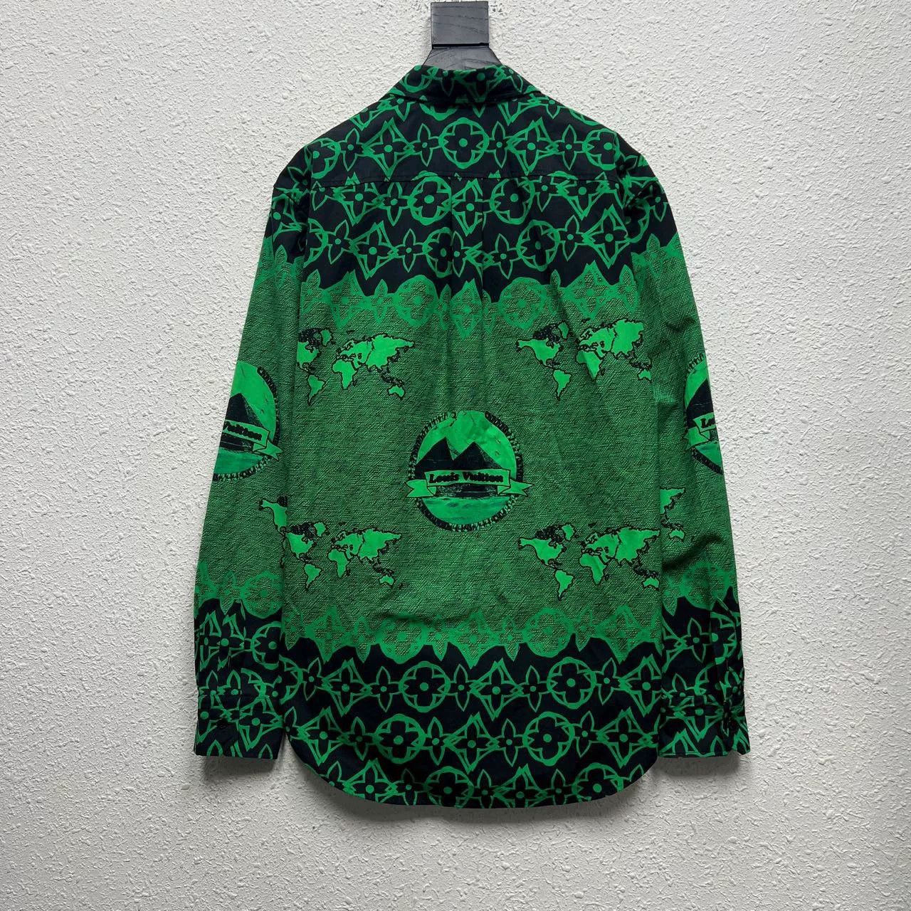 Louis Vuitton Louis Vuitton Green Monogram Shirt Size US S / EU 44-46 / 1 - 2 Thumbnail