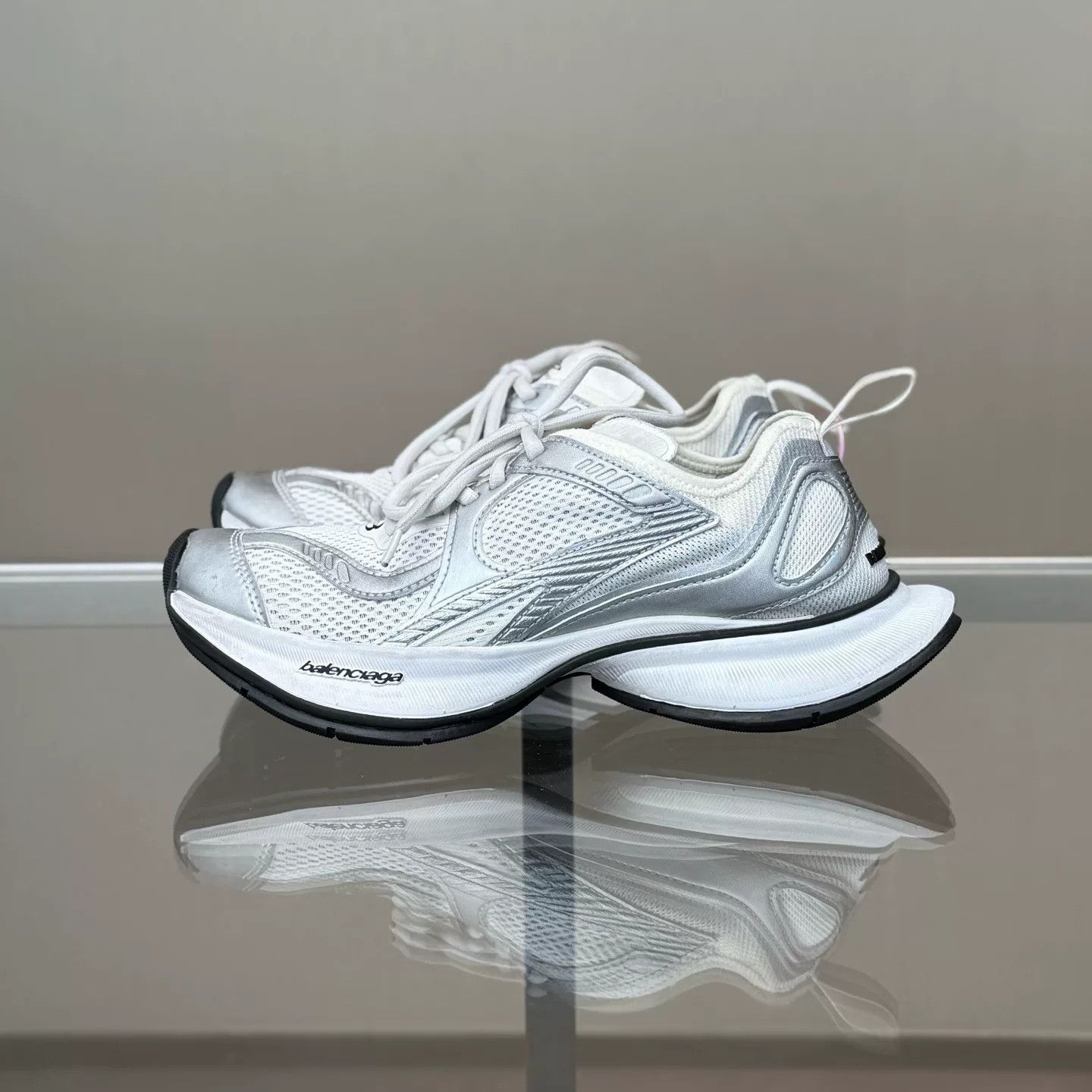 Balenciaga Balenciaga CIRCUIT Silver Sneakers Size US 5 / IT 35 - 3 Thumbnail