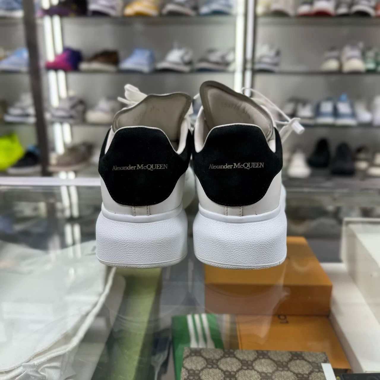 Alexander McQueen Alexander McQueen Black Tail White Sneakers Size US 6.5 / IT 36.5 - 6 Thumbnail