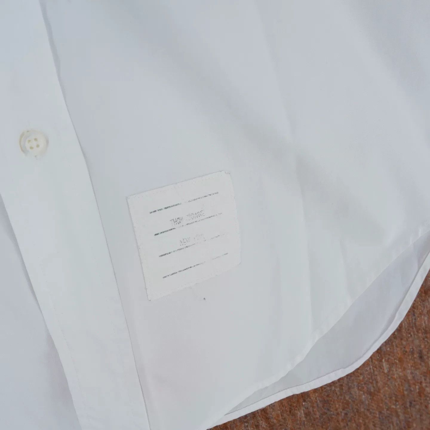Thom Browne THOM BROWNE Striped Armband White Shirt Size US S / EU 44-46 / 1 - 5 Thumbnail