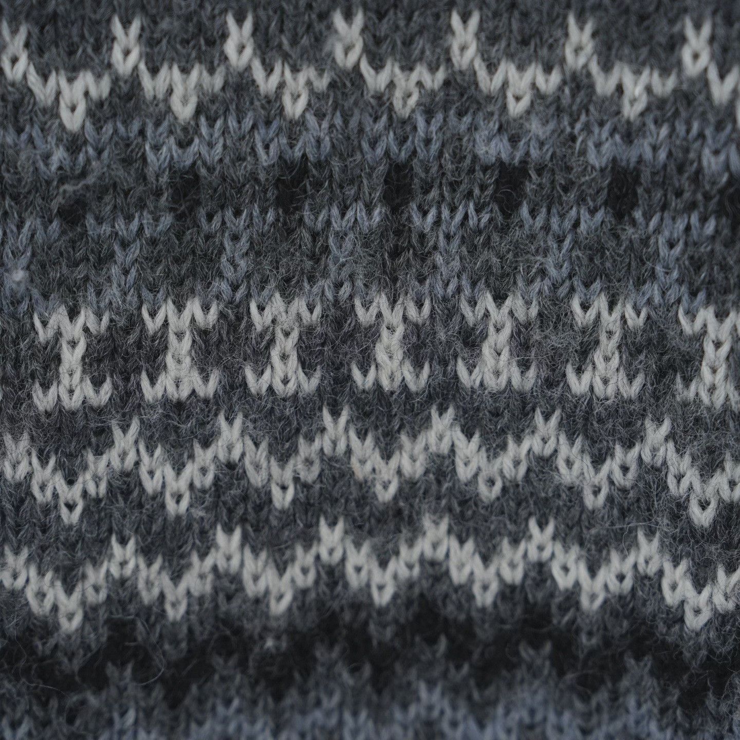 Balenciaga Balenciaga Fair Isle Intarsia Knit Sweater Size US S / EU 44-46 / 1 - 5 Thumbnail