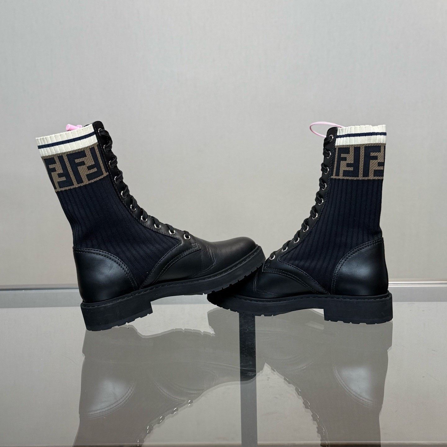Fendi Fendi Monogram Martin Boots Size US 4 / IT 34 - 6 Thumbnail
