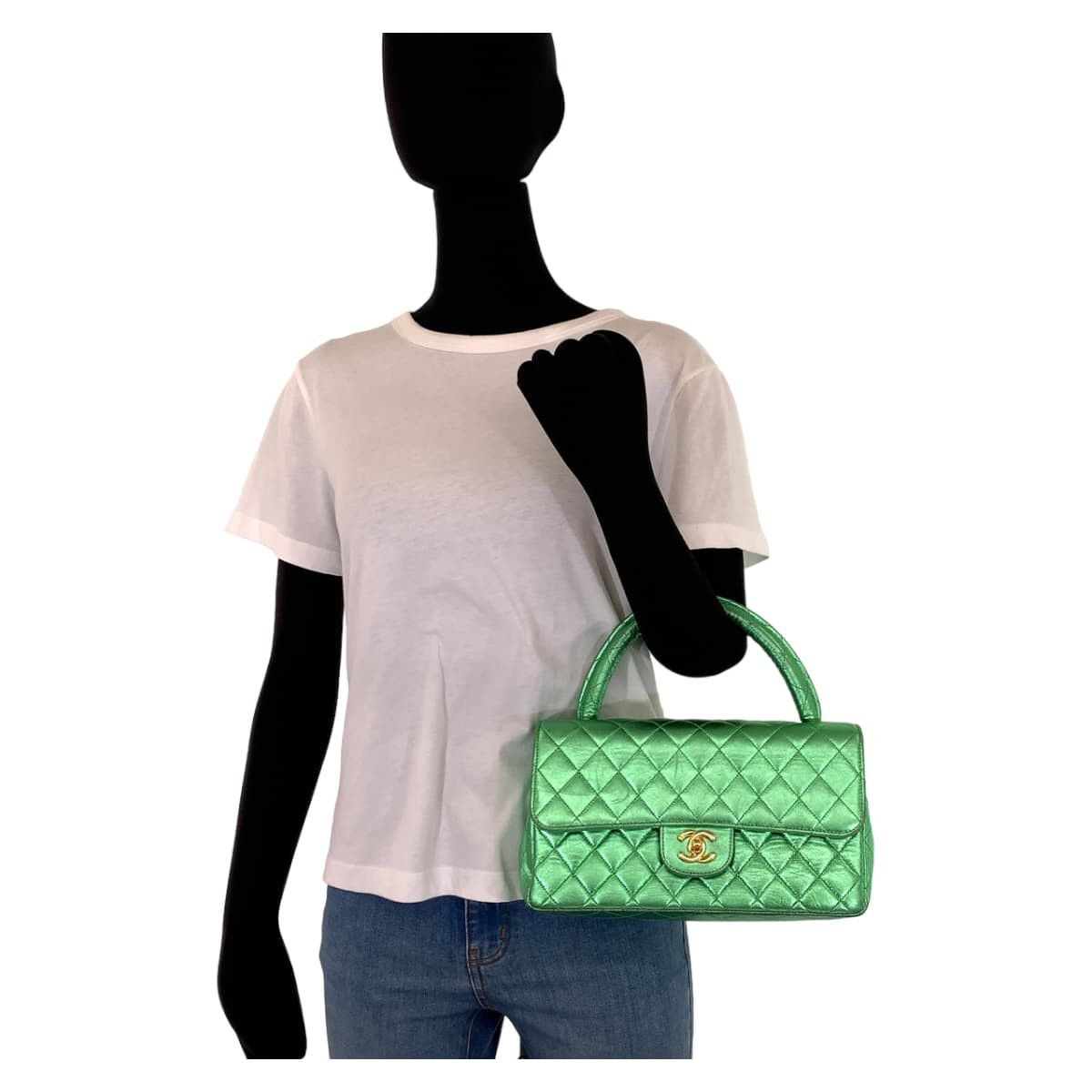 Chanel Chanel Chanel Matelasse Lambskin Handbag Leather Vanity Bag DUTY FREE for USA Size ONE SIZE - 8 Thumbnail