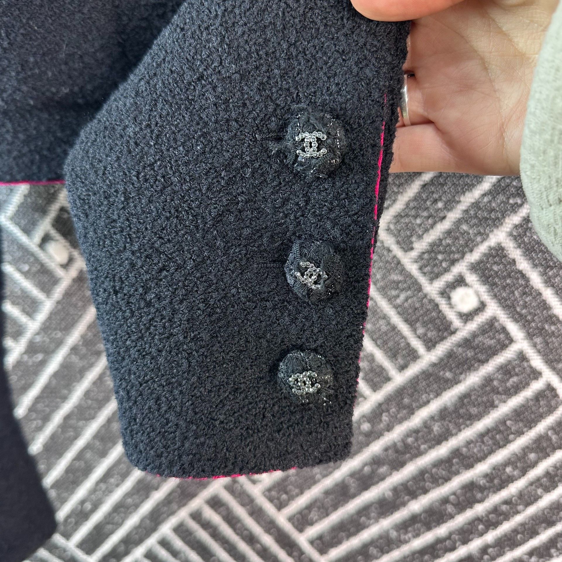 Chanel Chanel 21K Double C Crystal Button Coat Size S / US 4 / IT 40 - 4 Thumbnail